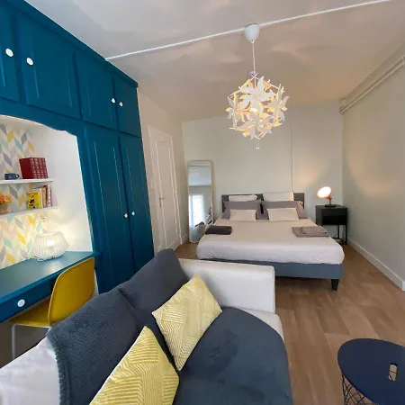 Cosy T1 ! Proche Commerces Et Axes Routiers Château-Renault Buitenkant foto